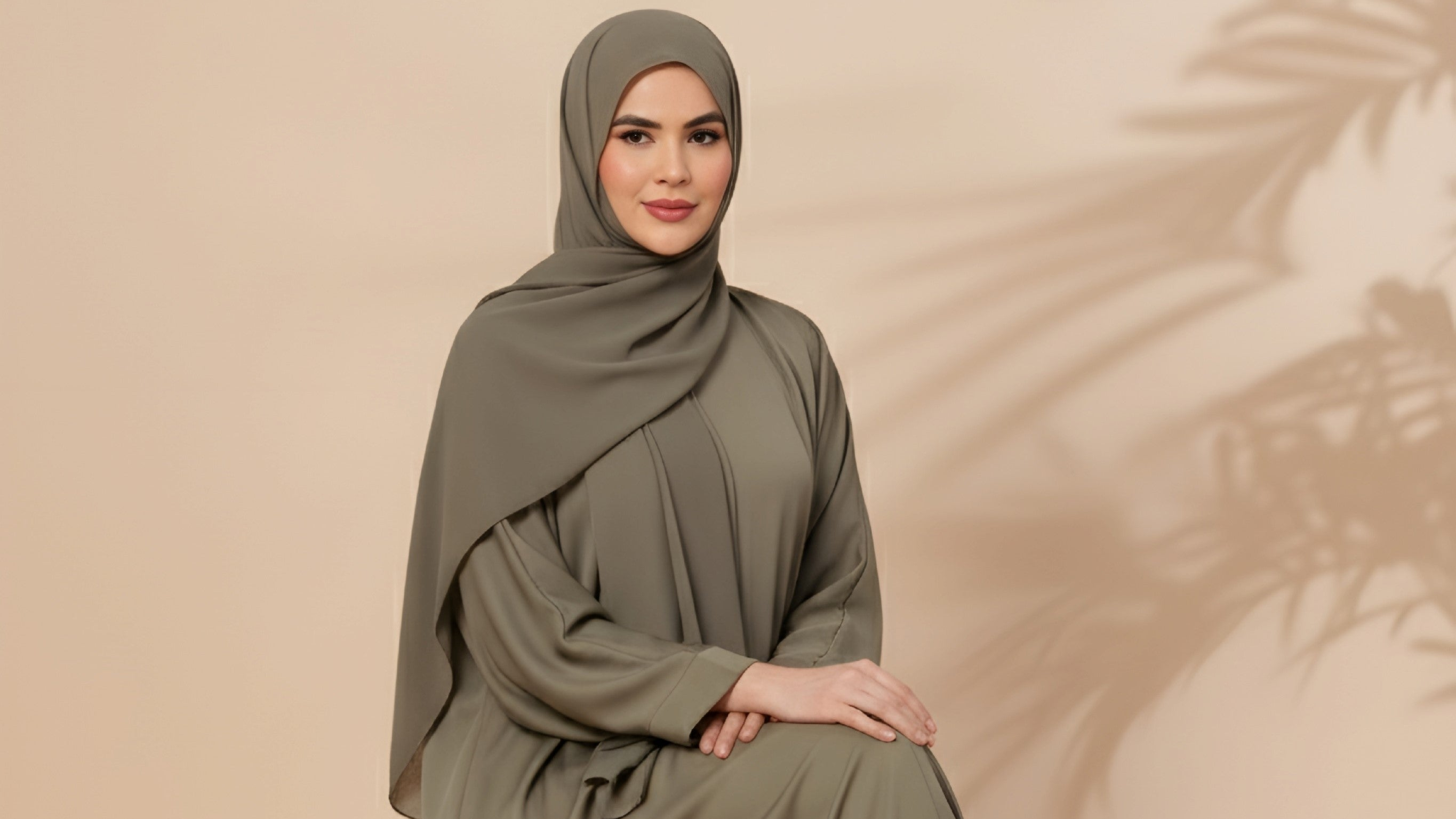 slider image slider_item_tTW6Eg